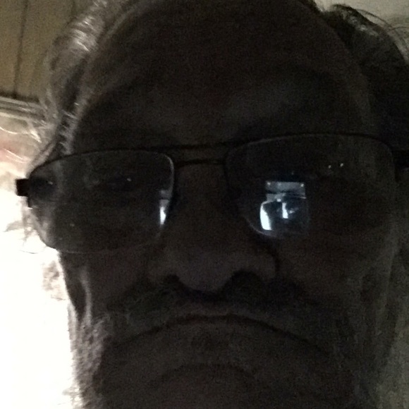 Meet your Posher, Larry - Picture 1 of 1